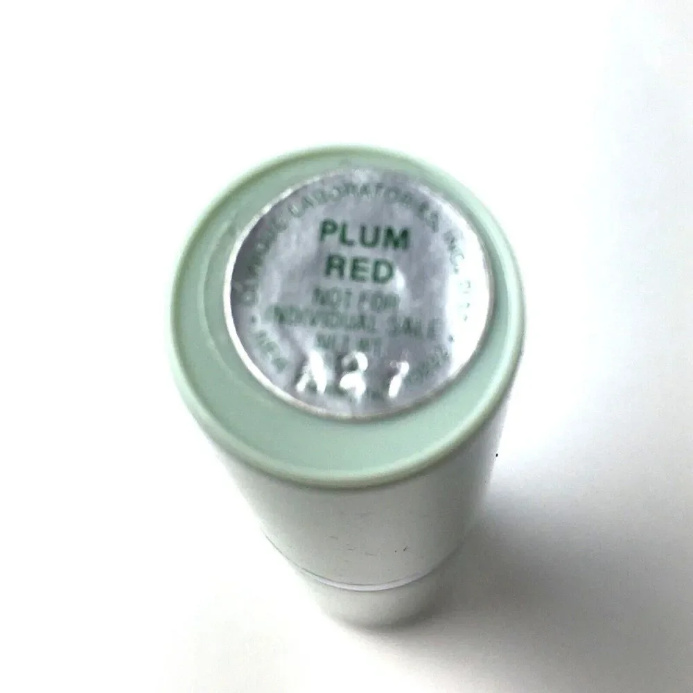 CLINIQUE Lipstick Plum Red NEW GWP Green Tube